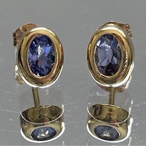 Lovely Periwinkle Blue Tanzanite 14 Karat Gold Earrings